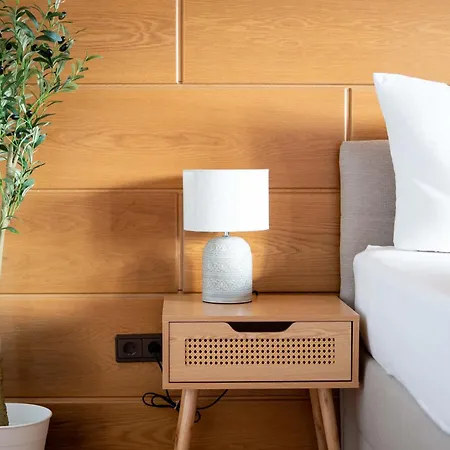 Апартаменты Am Hbf Mit 2 Schlafzimmern Und Sky *