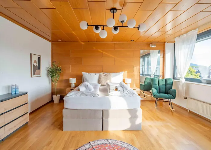 Am Hbf Mit 2 Schlafzimmern Und Sky