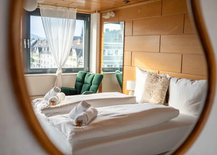 Am Hbf Mit 2 Schlafzimmern Und Sky *