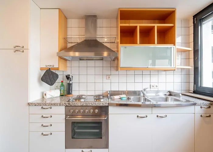 Lejlighed Am Hbf Mit 2 Schlafzimmern Und Sky